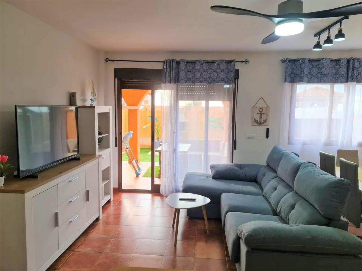 Espacioso Apartamento Con Preciosos Jardines Y Bbq Isla Plana Exterior photo